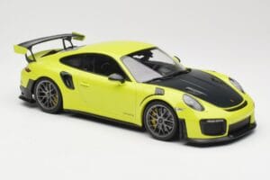 Porsche 911 991.2 GT2 RS Limonengrün mit Silbernen Felgen Minichamps 1:18 155068309 Druckguss — Bild 4 von 6
