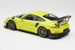 Porsche 911 991.2 GT2 RS Limonengrün mit Silbernen Felgen Minichamps 1:18 155068309 Druckguss — Bild 5 von 6