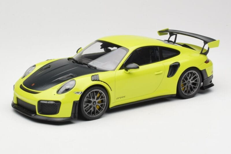 Porsche 911 991.2 GT2 RS Limonengrün mit Silbernen Felgen Minichamps 1:18 155068309 Druckguss