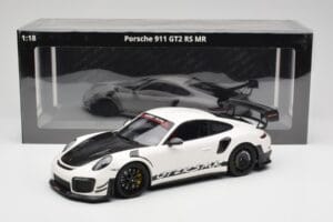 Porsche 911 991.2 GT2 RS Manthey Racing Weiß Minichamps 1:18 MR-911-GT3RS-1802-W Druckguss — Bild 6 von 6