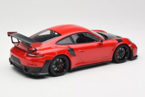 Porsche 911 GT2 RS 991.2 Rot Schwarze Felgen Minichamps 1:18 155068307 Druckguss — Bild 2 von 6