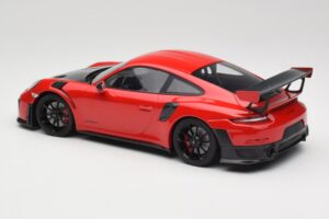 Porsche 911 GT2 RS 991.2 Rot Schwarze Felgen Minichamps 1:18 155968307 Druckguss — Bild 5 von 6
