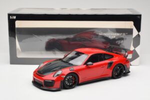 Porsche 911 GT2 RS 991.2 Rot Schwarze Felgen Minichamps 1:18 155068307 Druckguss — Bild 6 von 6