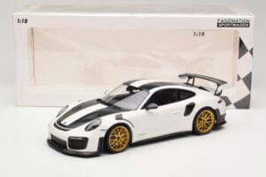 Porsche 911 991.2 GT2 RS Weissach Package Weiß Mit Goldfelgen Minichamps 1:18 153068308 Druckguss — Bild 6 von 6