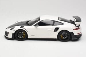 Porsche 911 991.2 GT2 RS Weiß mit Schwarzen Felgen Minichamps 1:18 155068310 Druckguss — Bild 3 von 6