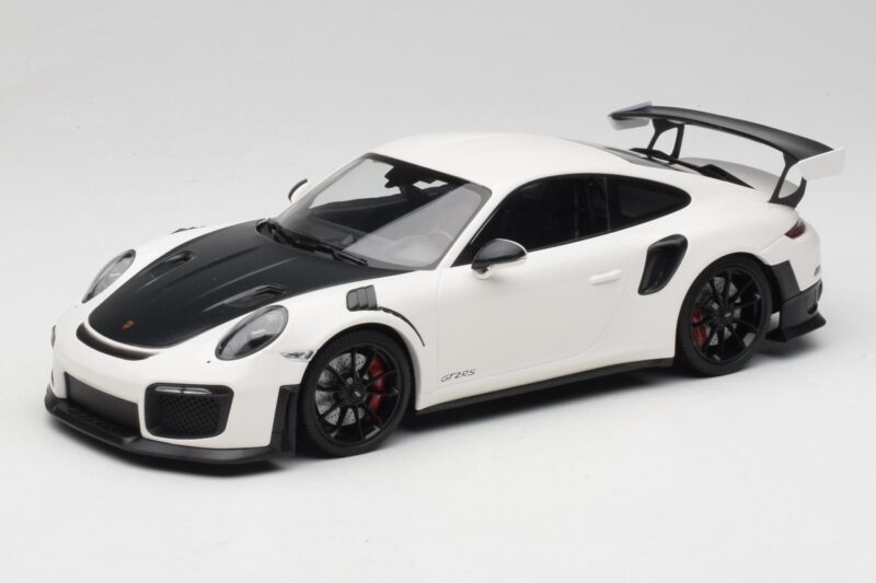 Porsche 911 991.2 GT2 RS Weiß Minichamps 1:18 155068301 Druckguss
