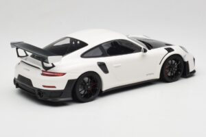 Porsche 911 991.2 GT2 RS Weiß Minichamps 1:18 155068301 Druckguss — Bild 2 von 6