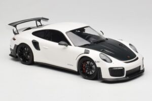 Porsche 911 991.2 GT2 RS Weiß Minichamps 1:18 155068301 Druckguss — Bild 4 von 6