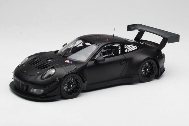 Porsche 911 991.2 GT3 R Matte Black Minichamps 1:18 155186901 Druckguss