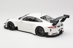 Porsche 911 991.2 GT3 R Weiß mit Schwarzen Rädern Minichamps 1:18 155186900 Druckguss — Bild 5 von 6