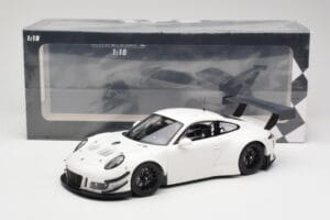 Porsche 911 991.2 GT3 R Weiß mit Schwarzen Rädern Minichamps 1:18 155186900 Druckguss — Bild 6 von 6