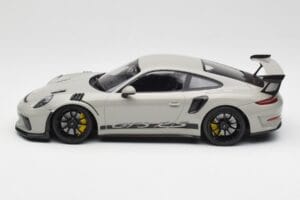 Porsche 911 991.2 GT3 RS Chalk Wording Schwarze Felgen Minichamps 1:18 153068230 Druckguss — Bild 3 von 6