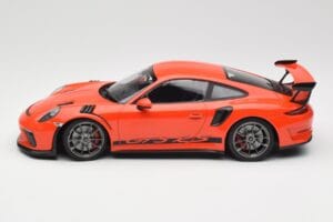 Porsche 911 991.2 GT3 RS Lava Orange & Silberne Felgen Minichamps 1:18 155068225 Druckguss — Bild 3 von 6