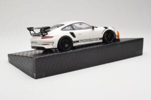 Porsche 911 991.2 GT3 RS Manthey Racing Weiß & Blau & Orange Minichamps 1:18 MR-911-GT3RS-1805 Druckguss — Bild 3 von 6