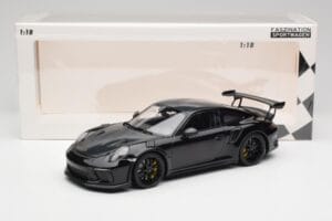 Porsche 911 991.2 GT3 RS Weissach Package Schwarz & Schwarze Räder Minichamps 1:18 153068228 Druckguss — Bild 6 von 6