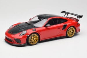 Porsche 911 991.2 GT3 RS Weissach Package Guards Red Goldene Magnesium Felgen Minichamps 1:18 153068236 Druckguss