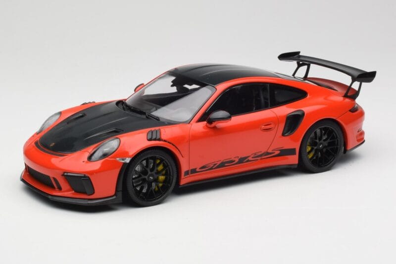 Porsche 911 991.2 GT3 RS Weissach Package Lava Orange Wording Schwarze Magnesium Felgen Minichamps 1:18 153068226 Druckguss