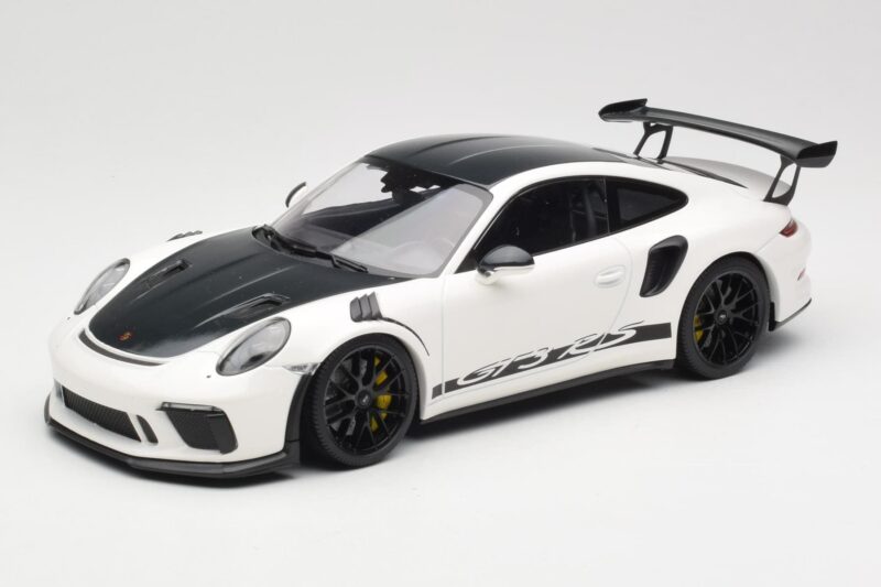 Porsche 911 991.2 GT3 RS Weissach Package Weiß Wording Schwarze Magnesium Felgen Minichamps 1:18 153068225 Druckguss