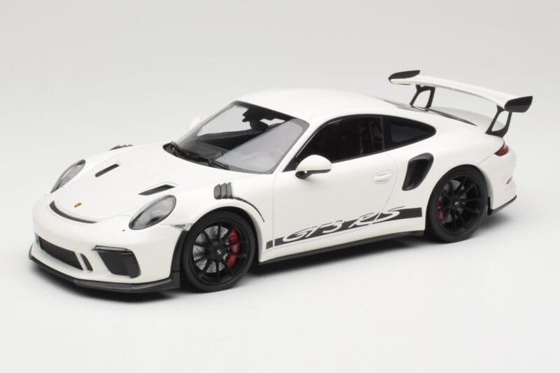 Porsche 911 991.2 GT3 RS Weiß mit Schwarzen Felgen Minichamps 1:18 155068224 Druckguss