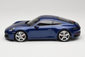 Porsche 911 992 Carrera 4S Blue Metallic Minichamps 1:18 153067327 Druckguss — Bild 3 von 6
