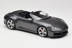 Porsche 911 992 Carrera 4S Cabriolet Agate Grey Metallic Minichamps 1:18 155067336 Druckguss — Bild 4 von 6