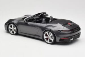 Porsche 911 992 Carrera 4S Cabriolet Agate Grey Metallic Minichamps 1:18 155067336 Druckguss — Bild 5 von 6
