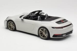 Porsche 911 992 Carrera 4S Cabriolet Grau Minichamps 1:18 155067335 Druckguss — Bild 5 von 6