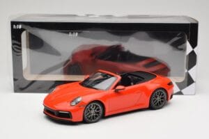 Porsche 911 992 Carrera 4S Cabriolet Orange Minichamps 1:18 155067334 Druckguss — Bild 6 von 6