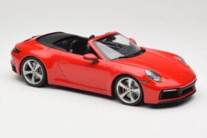 Porsche 911 992 Carrera 4S Cabriolet Rot Minichamps 1:18 155067331 Druckguss — Bild 4 von 6