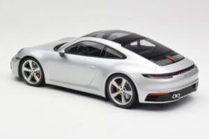 Porsche 911 992 Carrera 4S Silber Minichamps 1:18 155067322 Druckguss — Bild 5 von 6