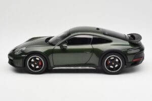 Porsche 911 992 Dakar Oak Grün Metallic Norev 1:18 187241 Druckguss — Bild 4 von 9
