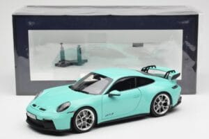 Porsche 911 992 GT3 Mint Grün Norev 1:18 187316 Druckguss — Bild 8 von 8