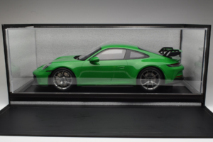 Porsche 911 992 GT3 Python Green GT Spirit 1:8 GTS801601 Resin — Bild 2 von 2