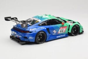 Porsche 911 992 GT3 R Falken #44 D. Eriksson / T. Heinemann 24 Hours of Nurburgring 2023 Minichamps 1:18 113236344 Druckguss — Bild 3 von 8