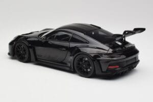 Porsche 911 992 GT3 RS Schwarz & Schwarz Felgen Concept Minichamps 1:18 911992003 Druckguss — Bild 7 von 8