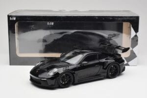 Porsche 911 992 GT3 RS Schwarz & Schwarz Felgen Concept Minichamps 1:18 911992003 Druckguss — Bild 8 von 8