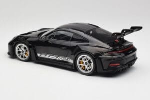 Porsche 911 992 GT3 RS Schwarz Mit Silbernen Felgen Minichamps 1:18 155062231 Druckguss — Bild 5 von 6