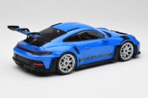 Porsche 911 992 GT3 RS Blau & Silberne Räder & Schwarzes Dekor Minichamps 1:18 153062234 Druckguss — Bild 2 von 6