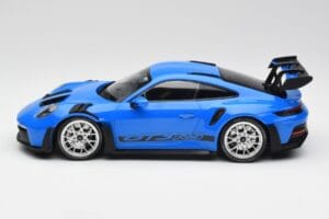 Porsche 911 992 GT3 RS Blau & Silberne Räder & Schwarzes Dekor Minichamps 1:18 153062234 Druckguss — Bild 3 von 6