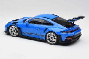 Porsche 911 992 GT3 RS Blau & Silberne Räder & Schwarzes Dekor Minichamps 1:18 153062234 Druckguss — Bild 5 von 6