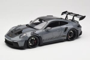 Porsche 911 992 GT3 RS Crayon Weissach Package & Black Wheels Minichamps 1:18 110062024 Druckguss