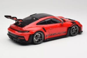 Porsche 911 992 GT3 RS Guards Rot & Silberne Räder Weissach Package Minichamps 1:18 153062246 Druckguss — Bild 2 von 6