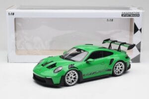 Porsche 911 992 GT3 RS Python Grün & Silberne Räder & Schwarzes Dekor Minichamps 1:18 153062235 Druckguss — Bild 6 von 6