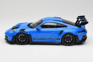 Porsche 911 992 GT3 RS Shark Blau & Schwarze Räder Minichamps 1:18 153062233 Druckguss — Bild 3 von 6