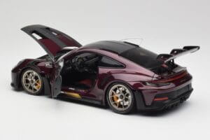 Porsche 911 992 GT3 RS Ultraviolett & Silber Räder Minichamps 1:18 110062029 Druckguss — Bild 5 von 8