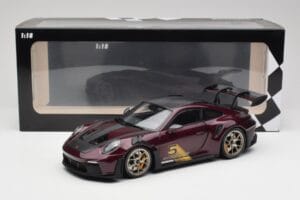 Porsche 911 992 GT3 RS Ultraviolett & Silber Räder Minichamps 1:18 110062029 Druckguss — Bild 8 von 8