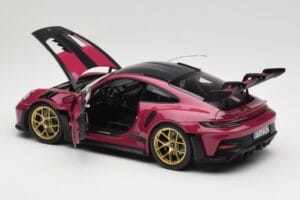 Porsche 911 992 GT3 RS Weissach Package Ruby Star Norev 1:18 187370 Druckguss — Bild 5 von 8