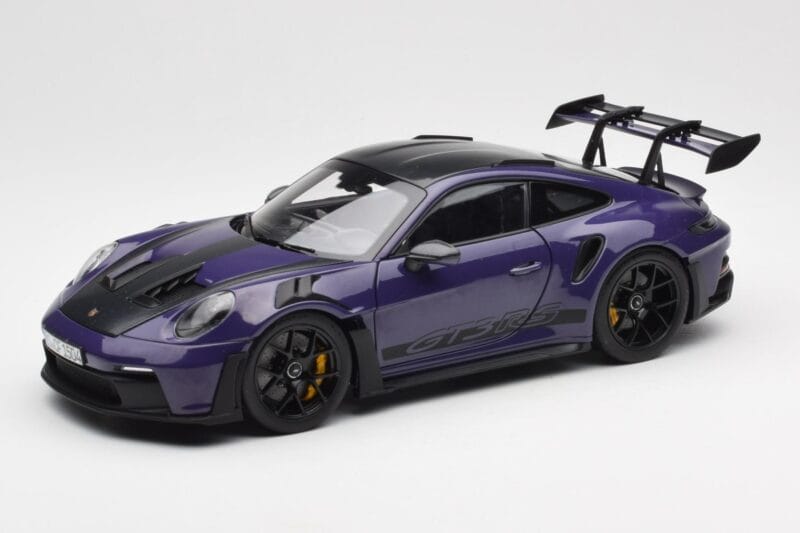 Porsche 911 992 GT3 RS Weissach Package Ultraviolet Norev 1:18 187368 Druckguss