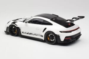 Porsche 911 992 GT3 RS Weiß & Schwarze Räder Minichamps 1:18 155062230 Druckguss — Bild 5 von 6