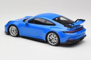 Porsche 911 992 GT3 Shark Blau & Silber Räder Minichamps 1:18 143069015 Resin — Bild 5 von 6